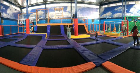 Manila Has Everything: Jump Yard Indoor Trampoline .